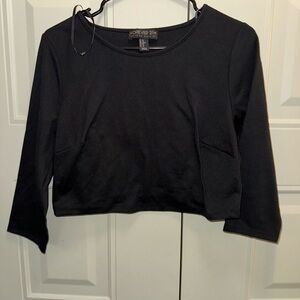 Black long sleeve crop top
